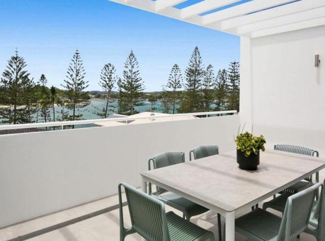 2/6 Beelyu St, QLD 4220