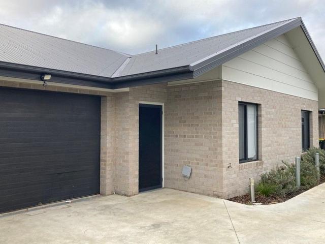 2/150 Sobraon Street, VIC 3630