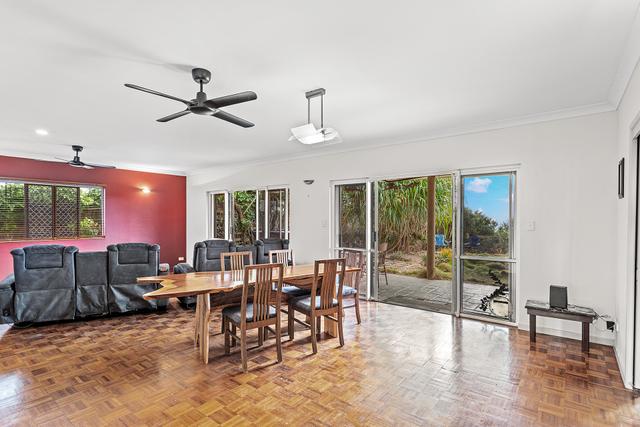 11 Panoramic Court, QLD 4802
