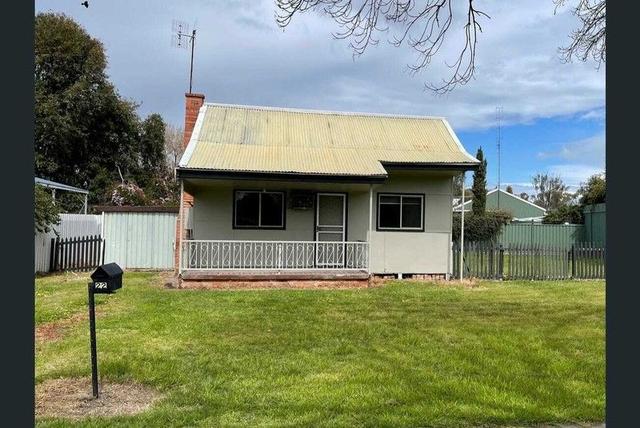 22 Finley St, NSW 2714