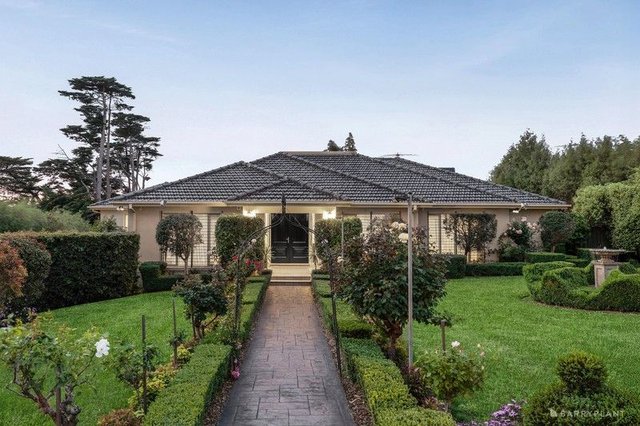 239-241 Tindals Road, VIC 3113