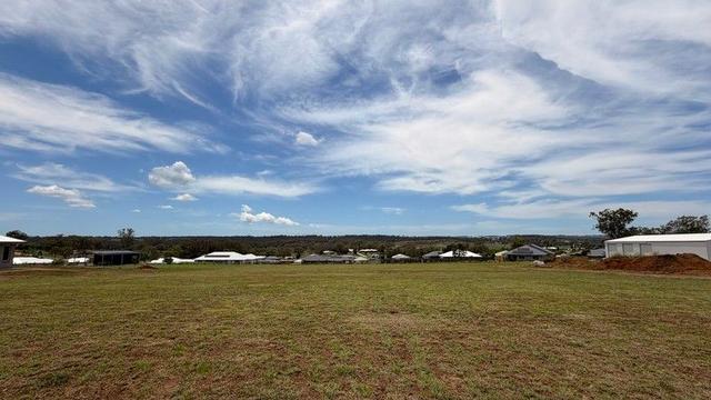 32 Gran Paradiso Way, QLD 4352