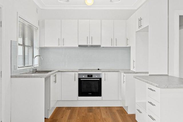 2/5 Bent Street, NSW 2502