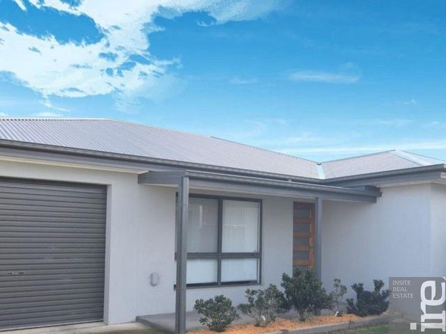 2/23 Irving Street, VIC 3677