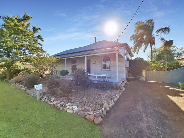 24 Balonne Street, NSW 2390