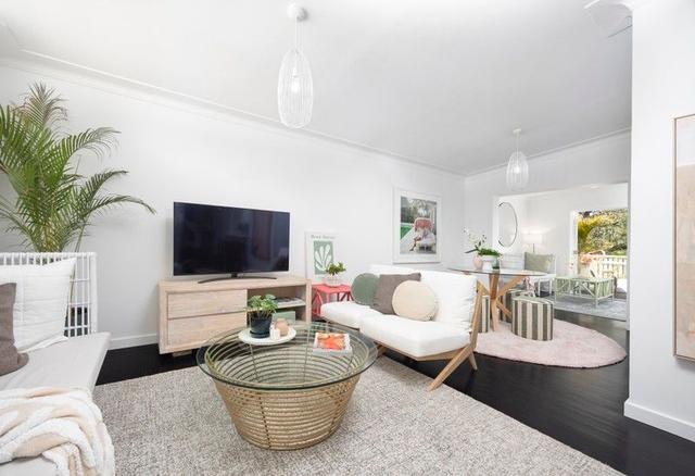 12 Second Avenue, QLD 4215