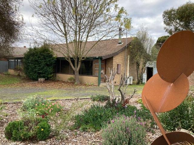 38 Trentham Road, VIC 3444