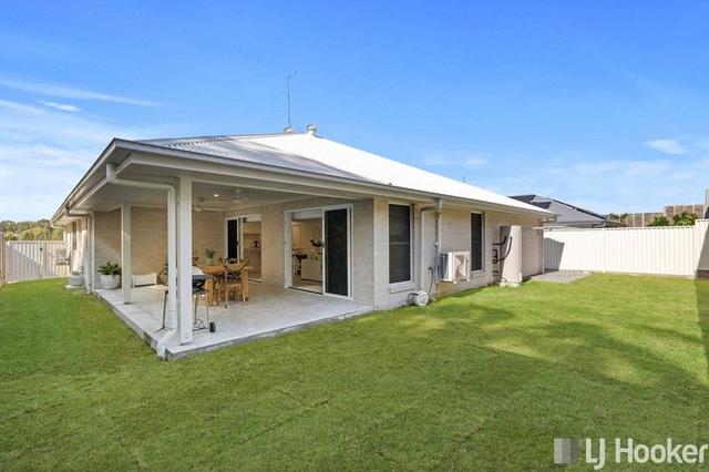 36 Jake Circuit, QLD 4165