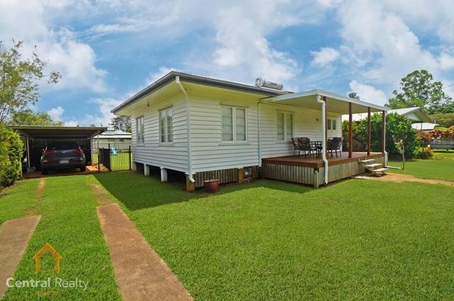 5 Riordan Street, QLD 4880