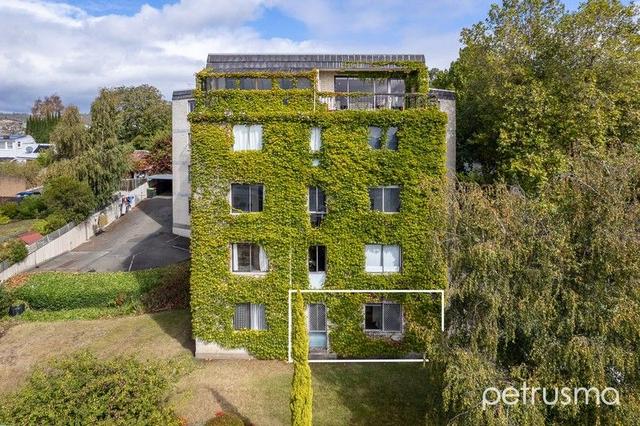 2/92 Barrack Street, TAS 7000