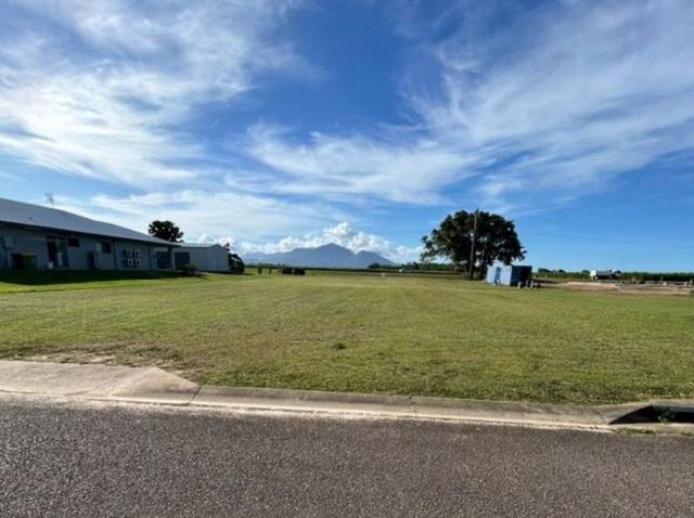 7 Riverdowns Drive, QLD 4850