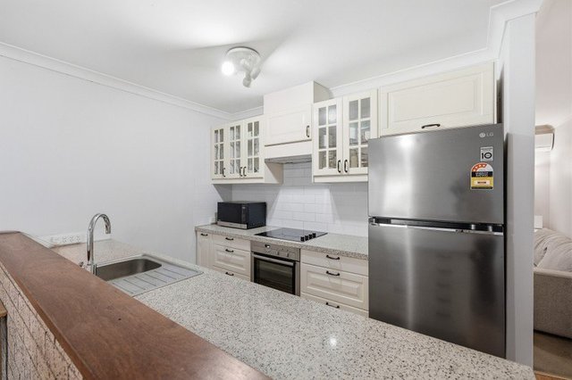 1/49-51 Mosaic Street East, WA 6148