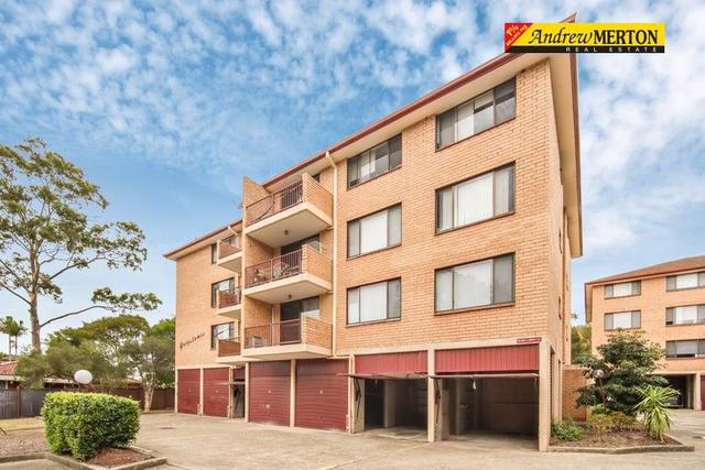 4/25 Mantaka Street, NSW 2148