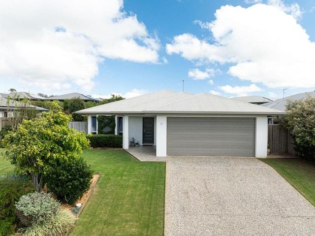 27 Bellamy Drive, QLD 4882