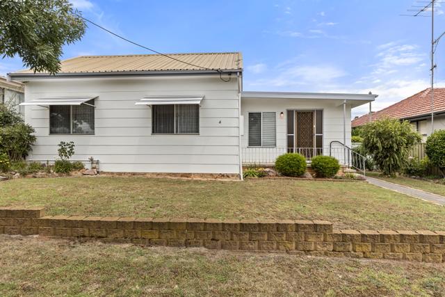 4 Francis Street, NSW 2580