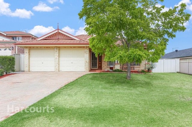 16 Gibbs Place, NSW 2560