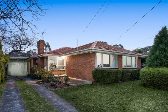 18 Page Close, VIC 3174