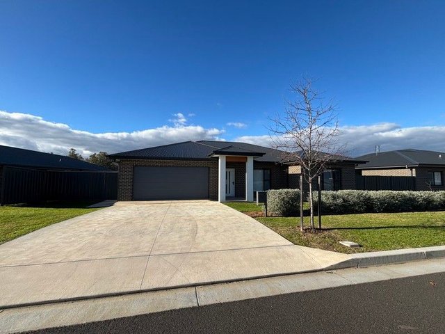 19 Ayrshire Crescent, NSW 2340
