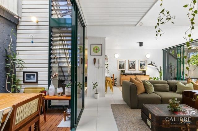 2/8 Waterworks  Road, QLD 4059