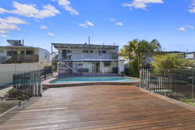 221 MacDonnell Road, QLD 4019