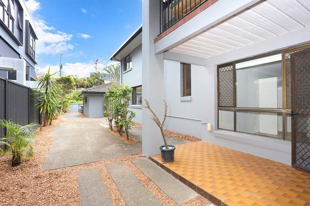 2/5 Purli Street, QLD 4217