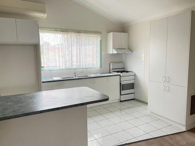 1/6 Winston Street, VIC 3075
