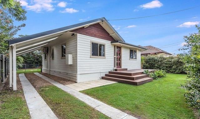 11 Douglas Street, QLD 4017