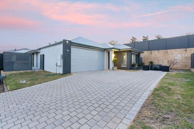 33 Sissinghurst Crescent, WA 6065