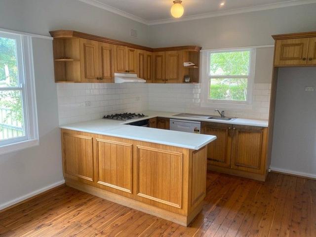 90 Mitchelmore Street, NSW 2650