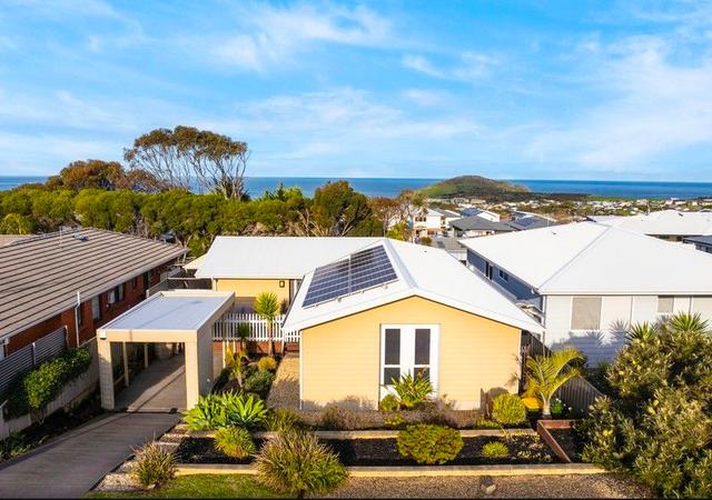 18 Stone Hut Circuit, SA 5211
