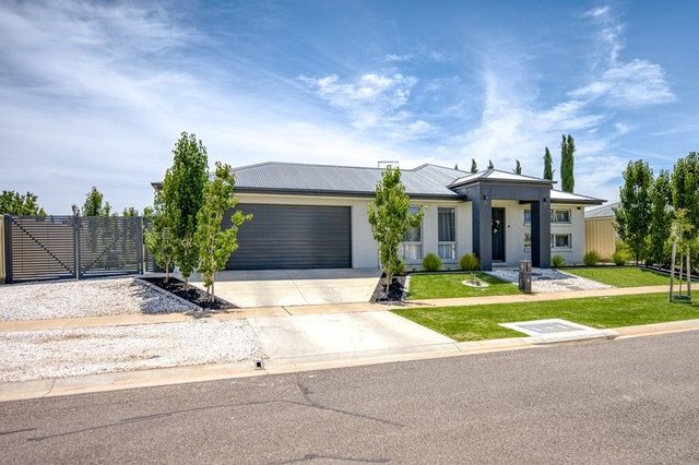 41 Rita Drive, VIC 3500
