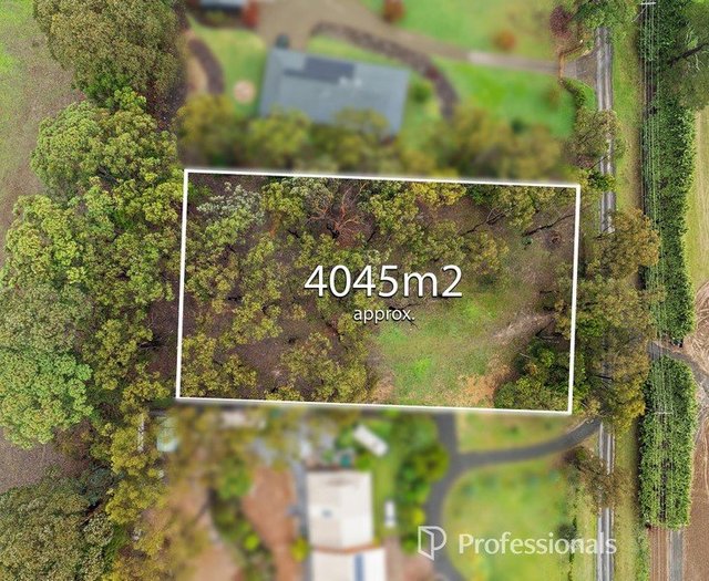 11-13 Lily Avenue, VIC 3796