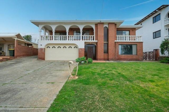 7 Hodder Way, WA 6018