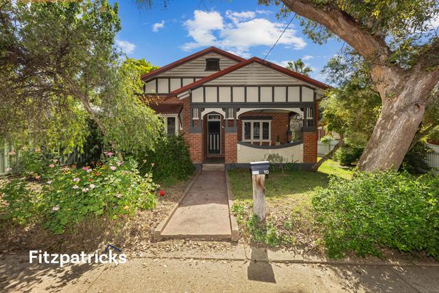 10 Inverary Street, NSW 2650