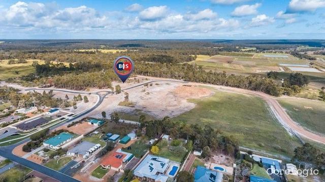 40 Hardenbergia View, WA 6239