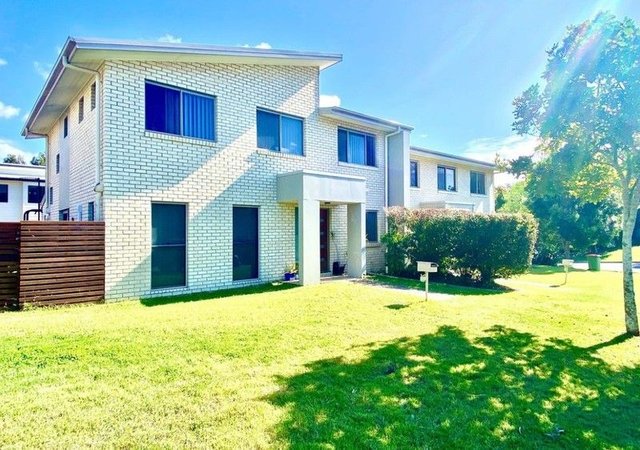 2/1 Elise Avenue, QLD 4209