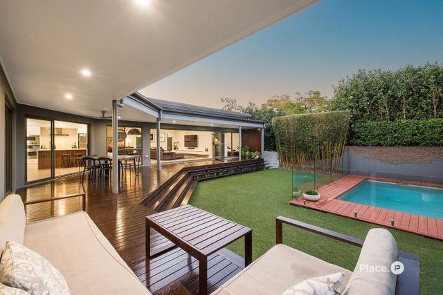 92 Queenscroft Street, QLD 4068