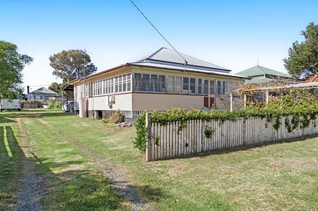 4 Wallace Street, QLD 4370