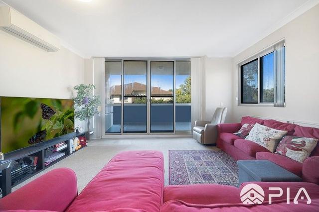 18/1 Meryll Avenue, NSW 2153