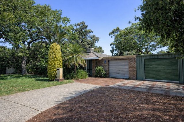 2 Barrine Gdns, WA 6164