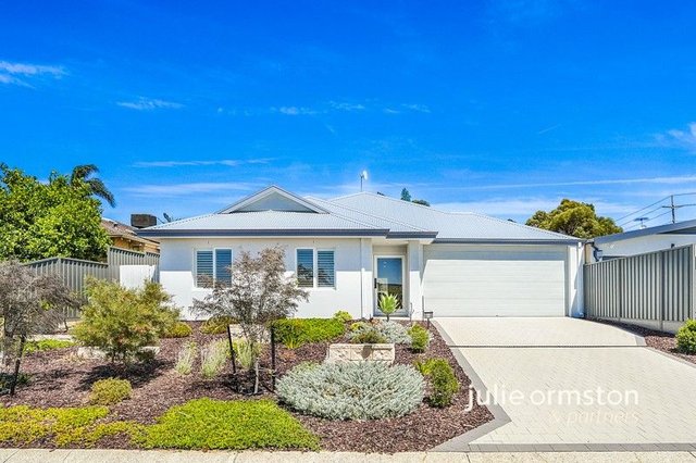 2 Avalon Close, WA 6026