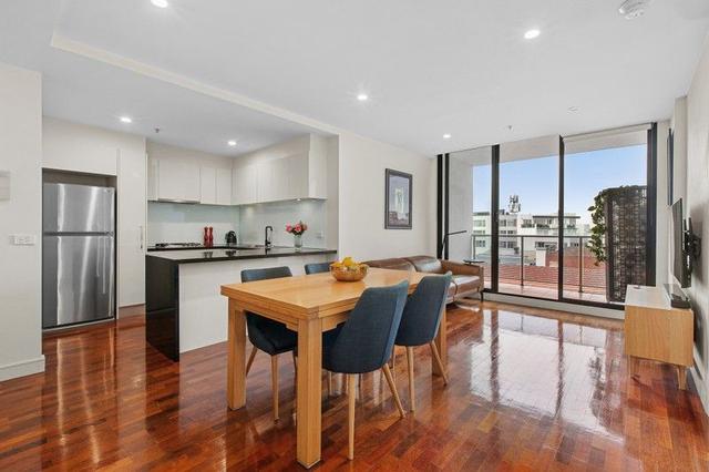 302/3 Kiernan Avenue, VIC 3079