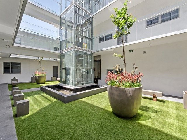 9/17 Halstead Place, VIC 3218