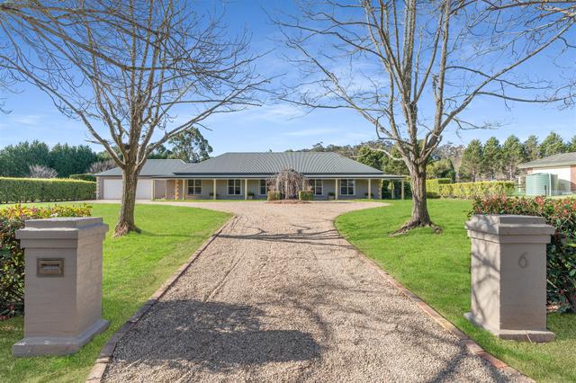 6 Highland Drive, NSW 2576
