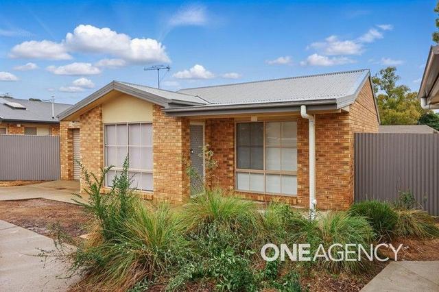 2/12 Dunn Avenue, NSW 2651