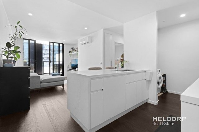 Oros 6120/2-6 Dalgety Street, VIC 3166