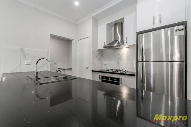 8B Weston Street, WA 6109
