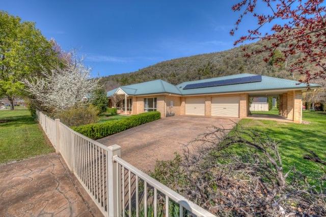 2 Tempo Crescent, VIC 3741