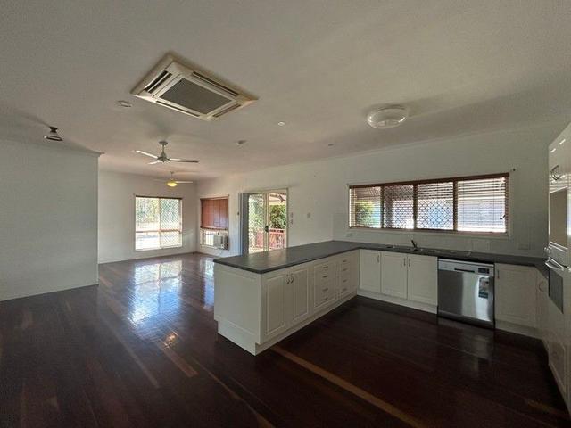 32 Powell Close, QLD 4680