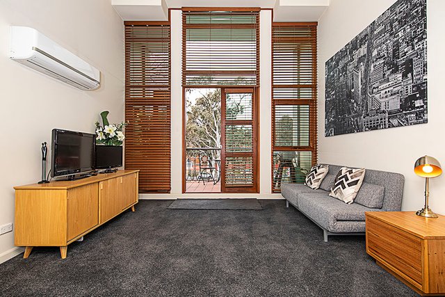 29/18 Captain Cook Crescent, ACT 2603
